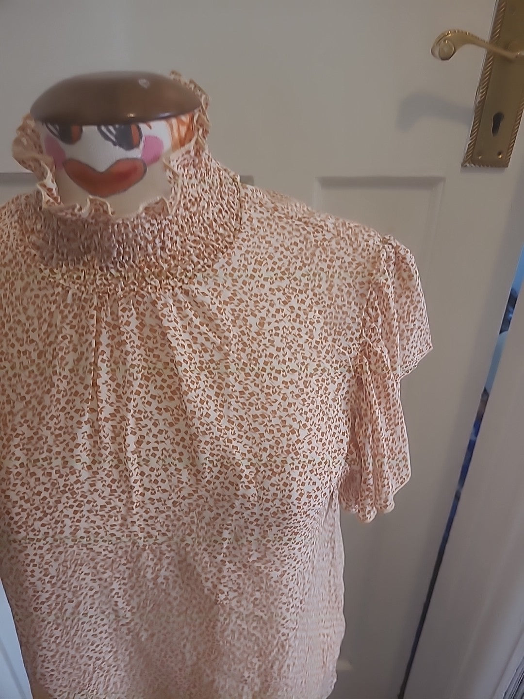 Ladies Shein Size Large Orange/White Short Sleeved Tshirt