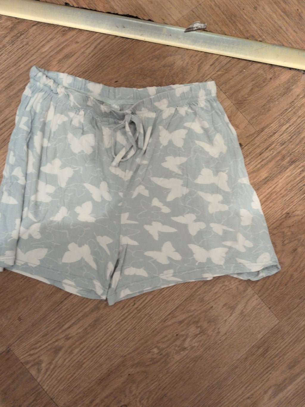 Peacocks 14-16 Peale Green And White Butterfly Pyjama Sleep Shorts