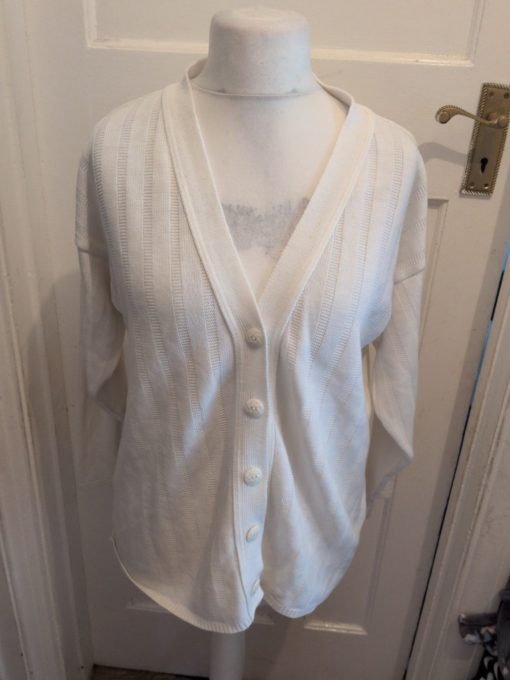 Ladies Large White V Neck Buttoned Soft Cardigan
