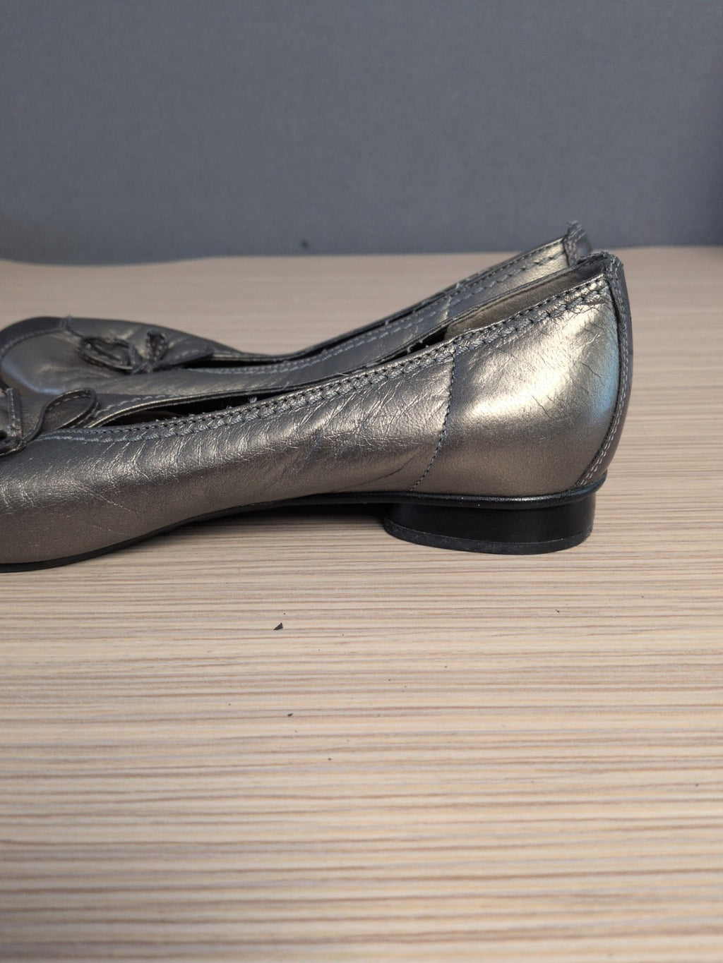 Hotter Shoes 5 Gold/Bronze Flat Shoes