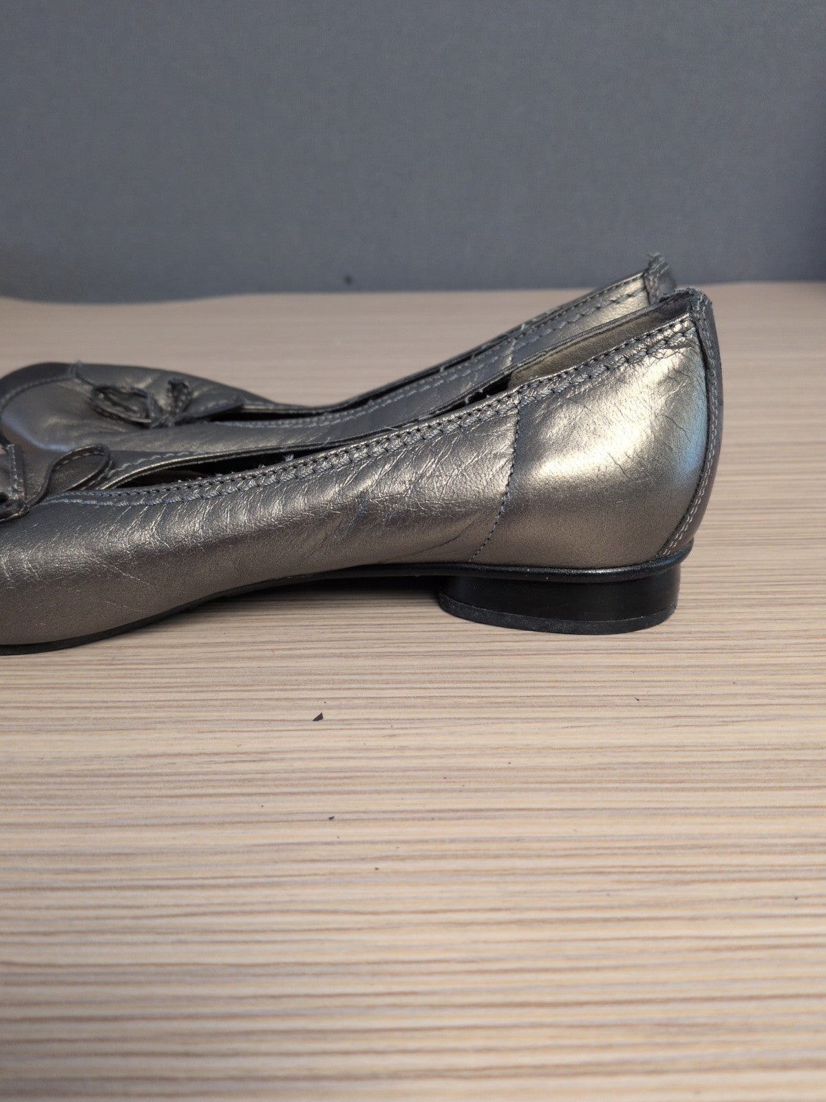 Hotter Shoes 5 Gold/Bronze Flat Shoes