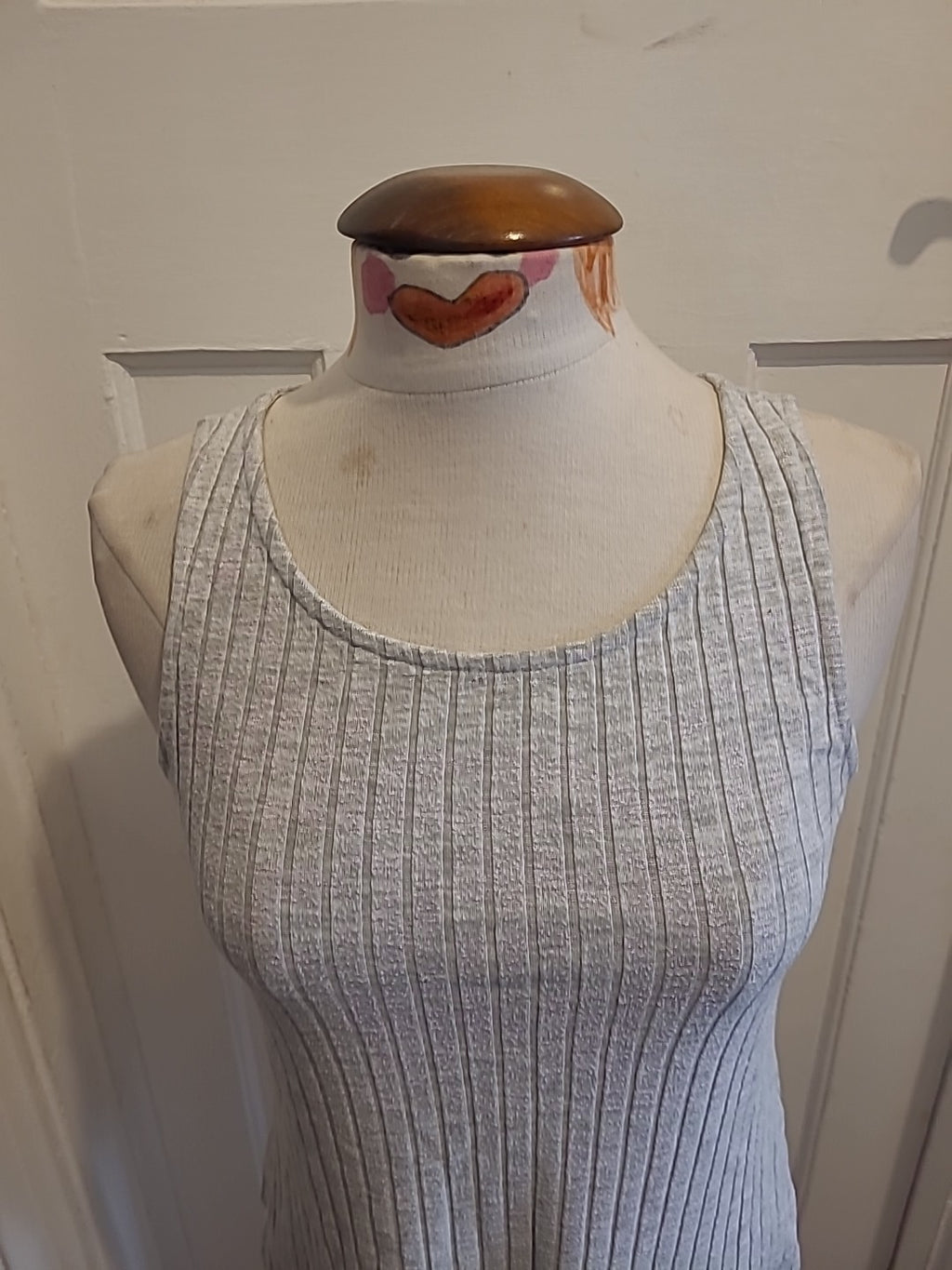Ladies Dorothy Perkins Size 10 Grey Ribbed Sleeveless Vest Tank Tshirt