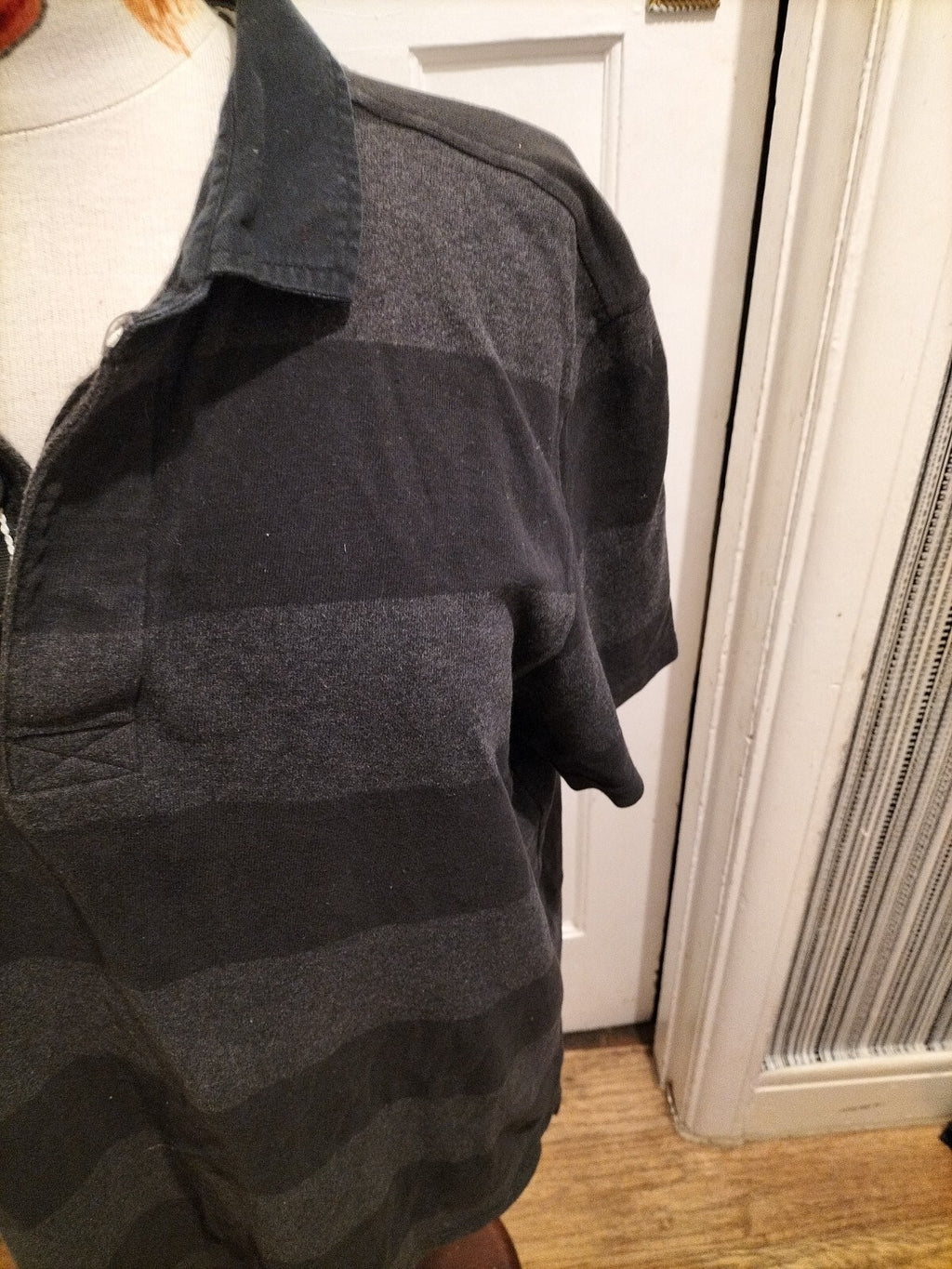 Mens TU Size Large Navy And Black Striped Short Sleeved Polo