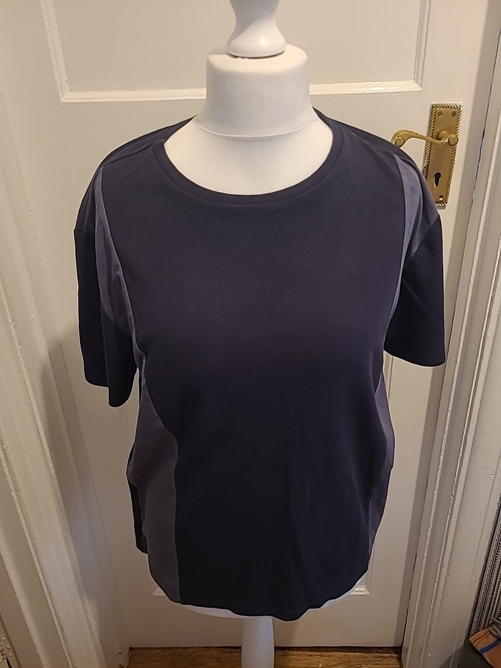 Mens River Island Size Large Grey And Black Short Sleeved Tshirt