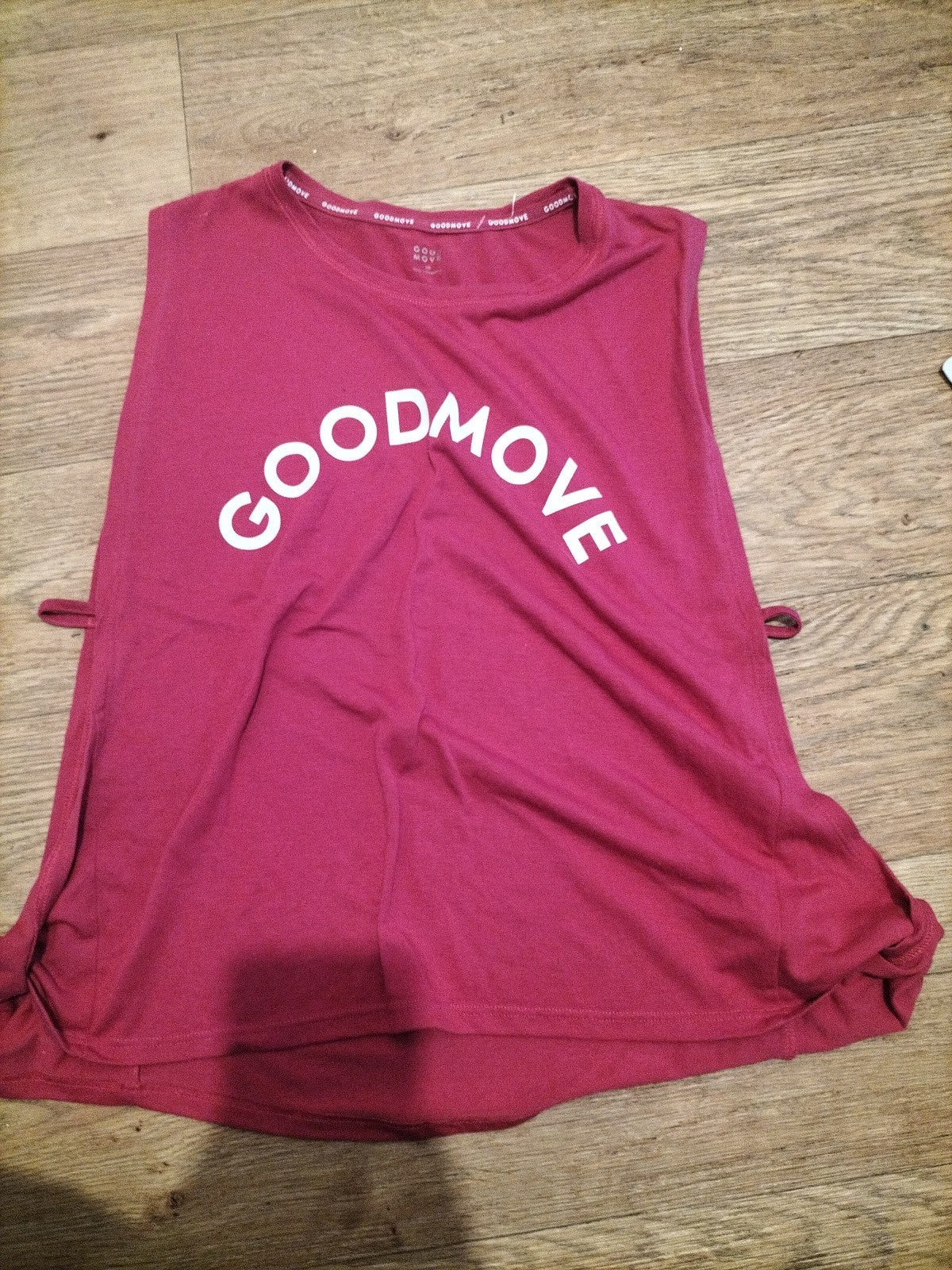 Ladies Goodmove Size 10 Hot Pink Split Sides Tshirt