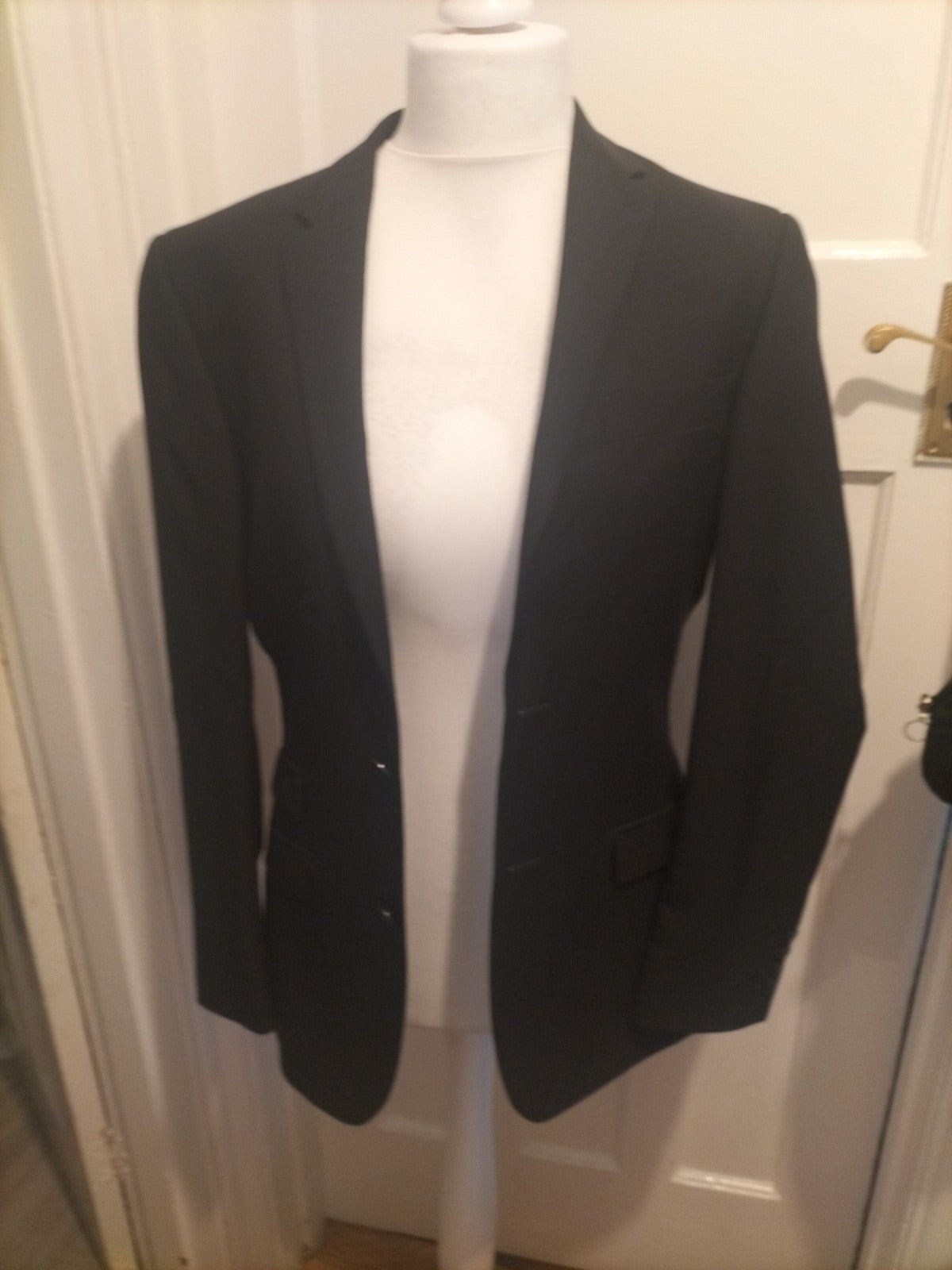 Mens Kenneth Cole Size 38R Black Padded Blazer