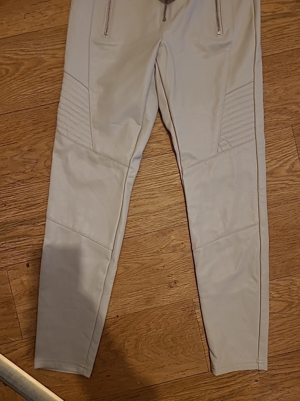 Brand New Ladies Topshop Size 6 Petite Cream Pleather Trousers RRP £39.99