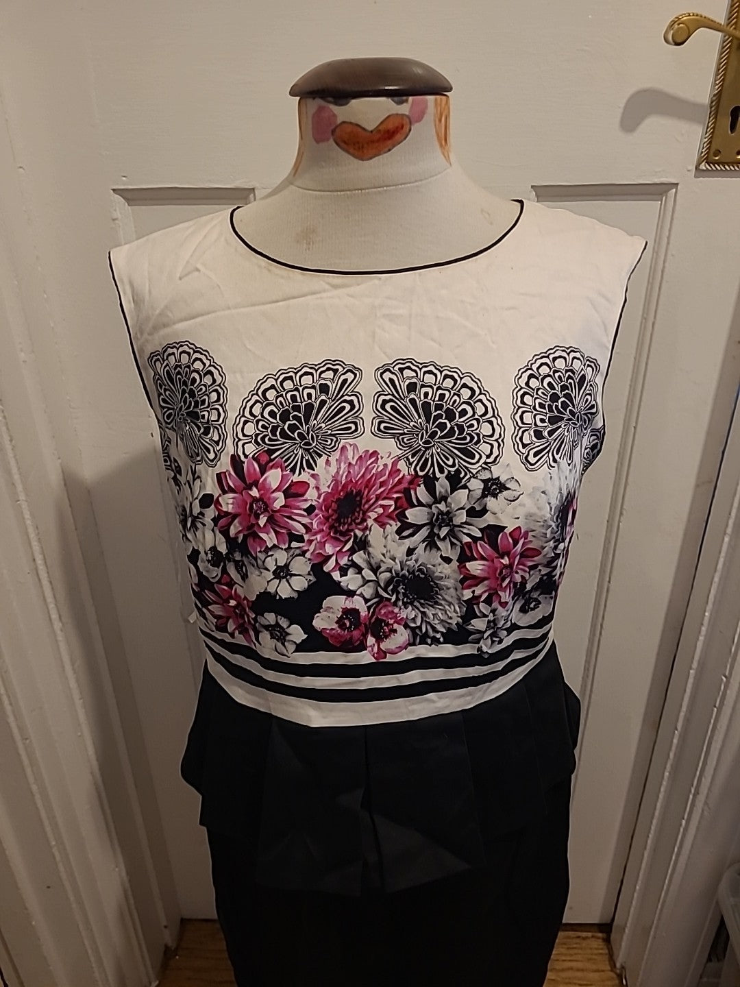 Ladies Marks And Spencer Size 14 Black/Pink/White Floral Lined Dress