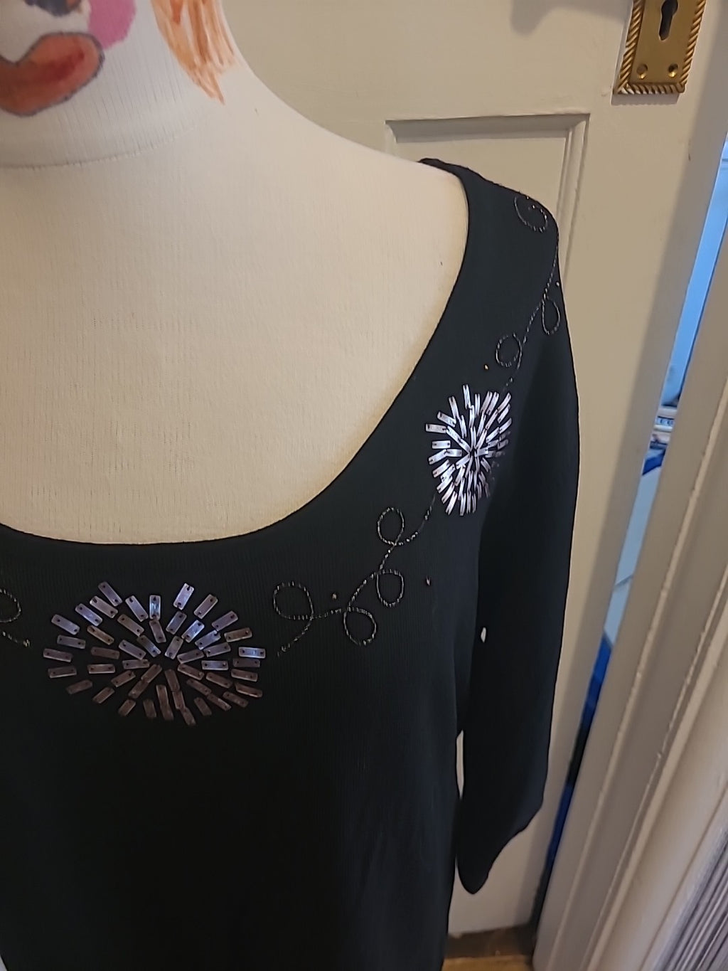 Ladies Heather Valley Size 18 Black Long Sleeved Detailed Blouse