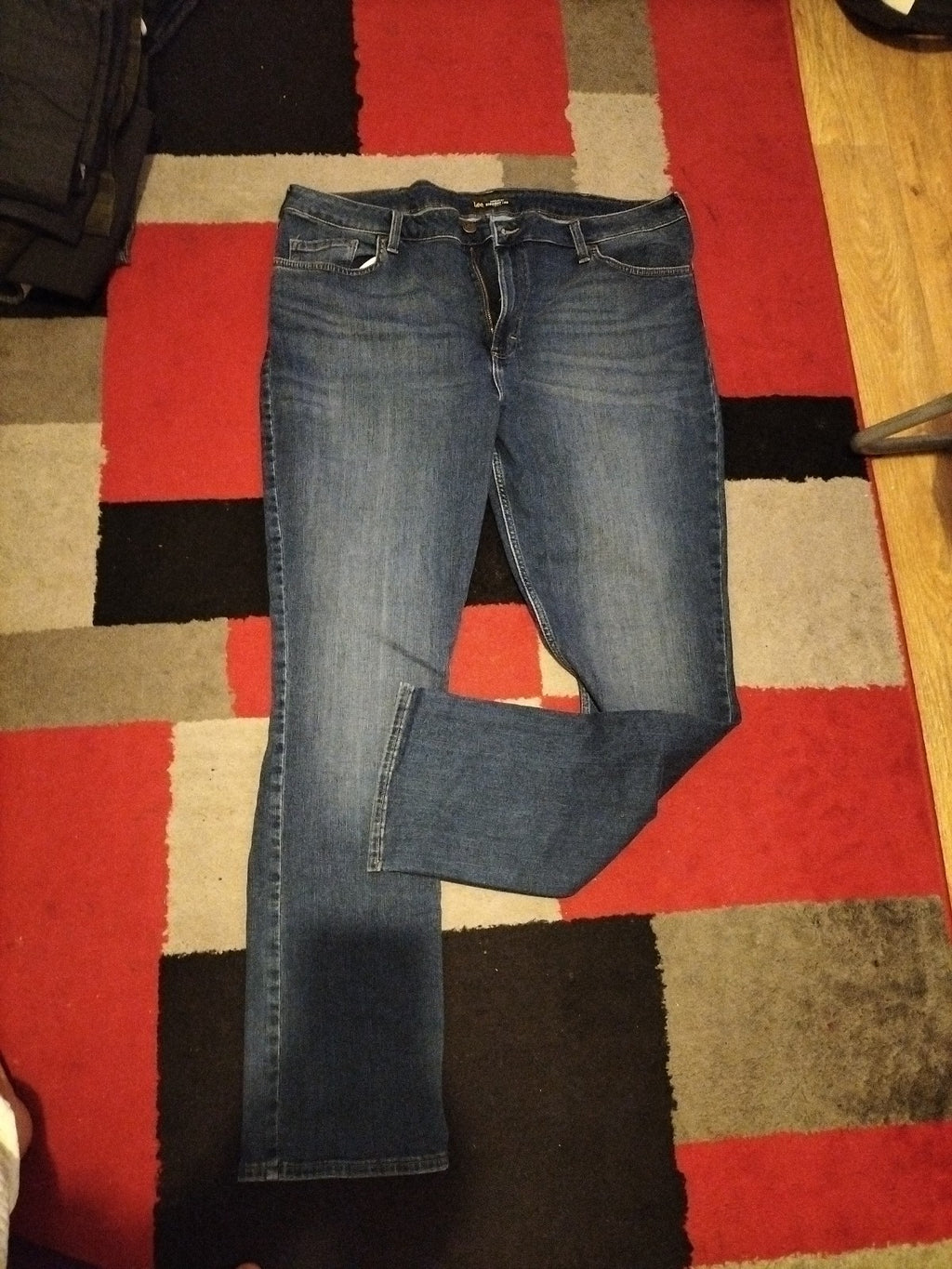 Mens Lee Size 36x33 Straight Leg Regular Fit Mid Rise Jeans