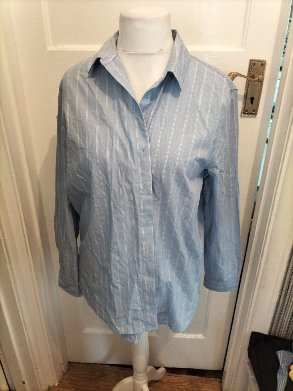 Mens H&M Size 12 Blue And White Striped Long Sleeved Blouse