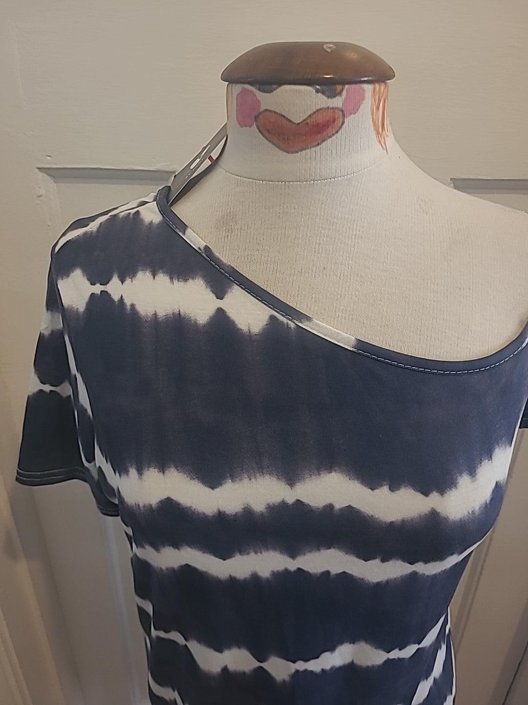 Brand New Ladies Very Size 8 Navy White Off The Shoulder Short Sleeved Dress