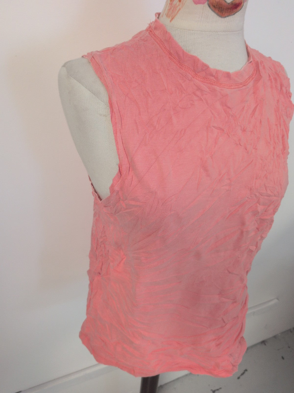 Ladies H&M Size Small Pale Orange Sleeveless T-shirt