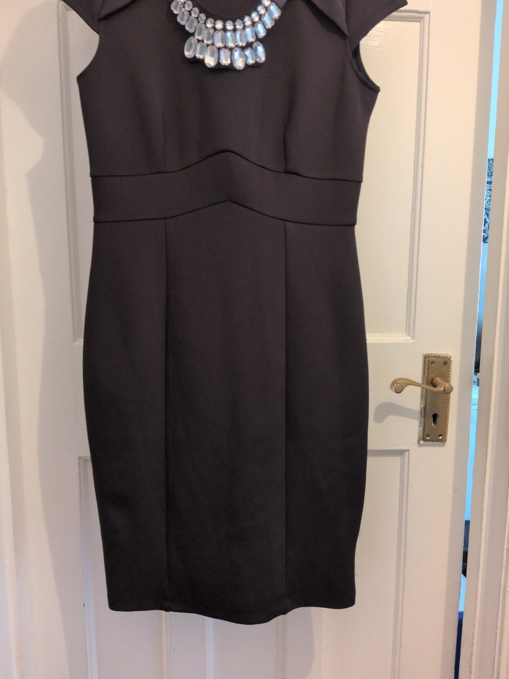 Ladies George Size 10 Black Short Sleeve Round Neck Diamonte Neck Dress.
