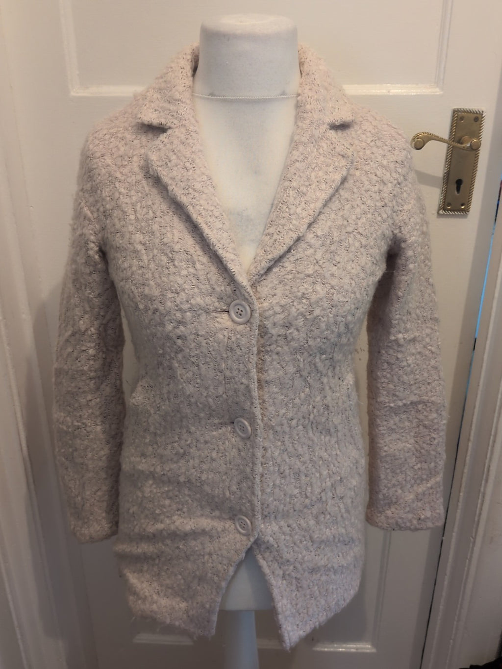 Ladies Divided Size 6 Beige Fleck Lined Fluffy Blazer