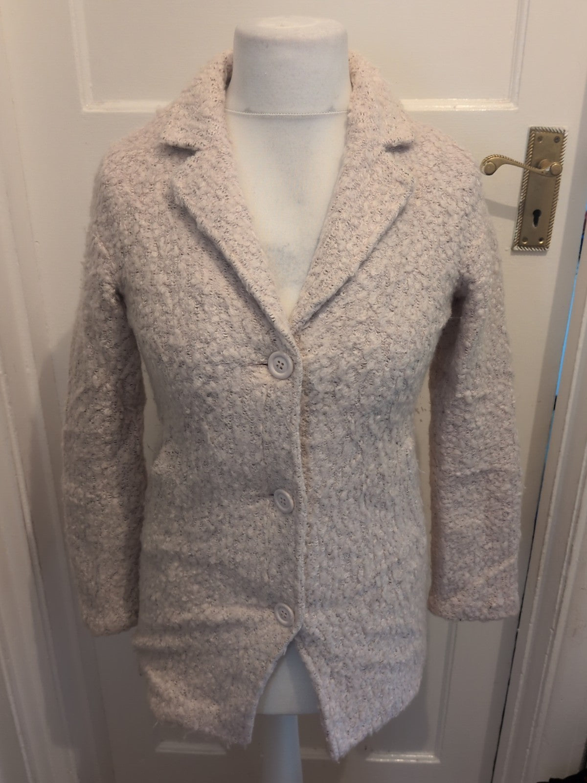 Ladies Divided Size 6 Beige Fleck Lined Fluffy Blazer