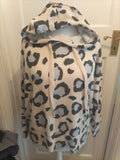 Ladies Tu Size 18 Petite Bobbling Heavy Animal Print Pullover Nightwear Hoodie