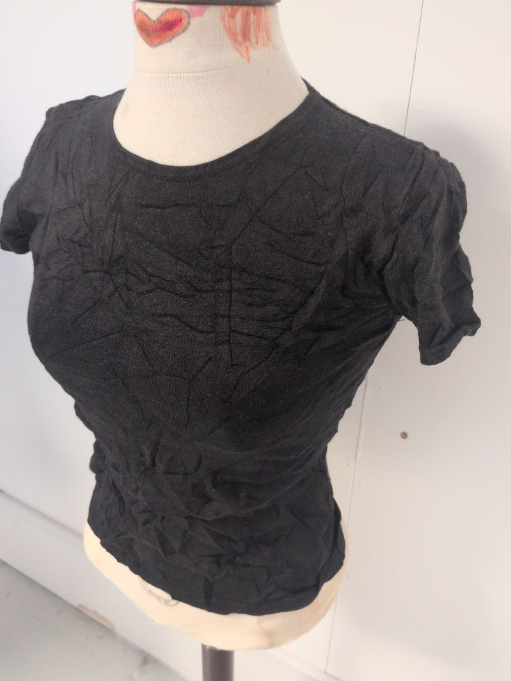 Ladies Hennes Size Small Black Short Sleeve T-shirt