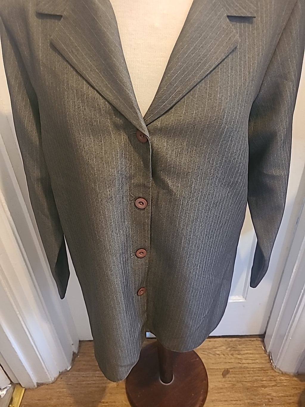 Ladies EWM Size 18 Grey Striped Lined Long Sleeved Slight Padded Blazer