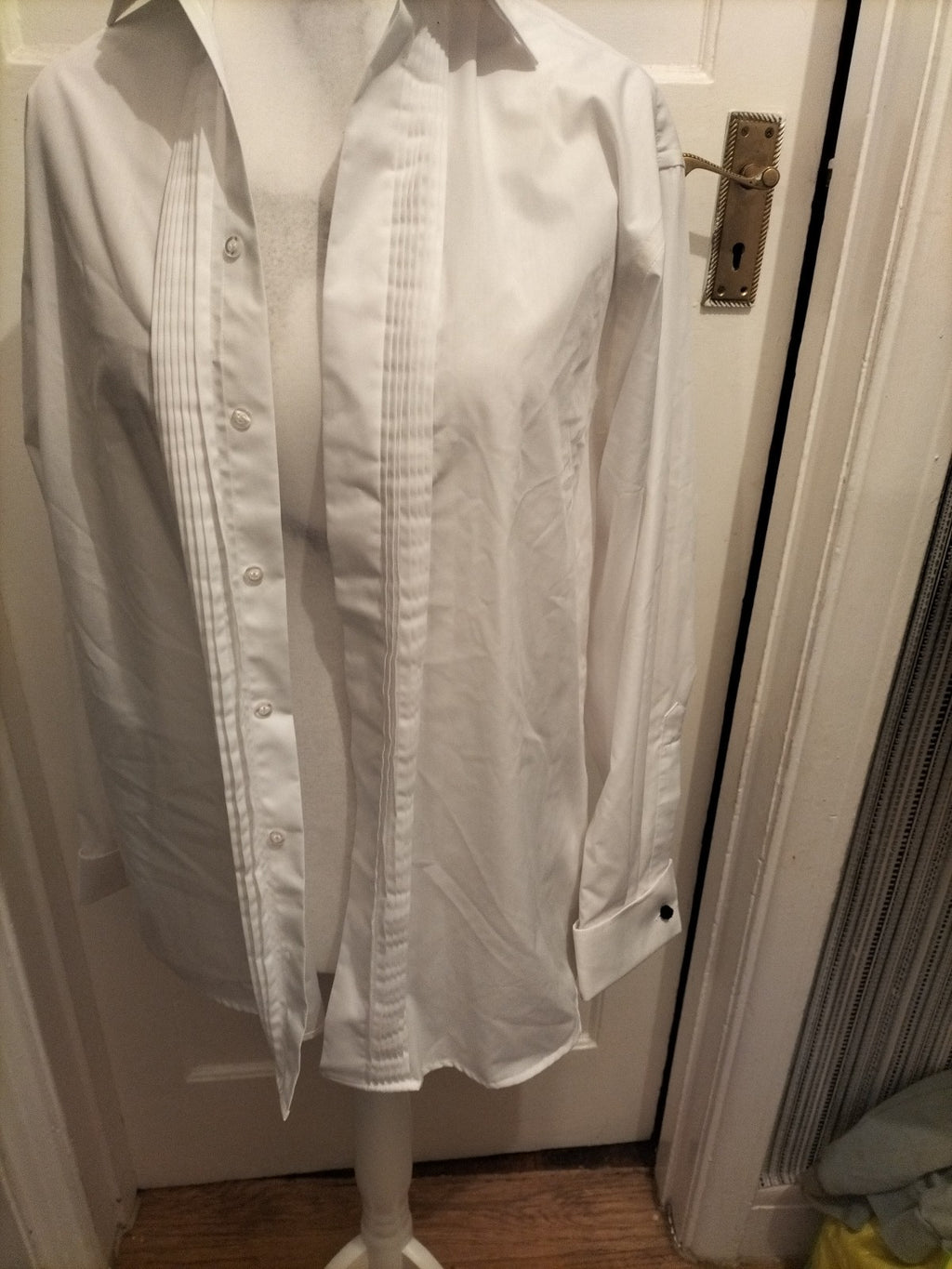 Mens BHS Size 15 White Long Sleeved Non Iron Pleat Shirt