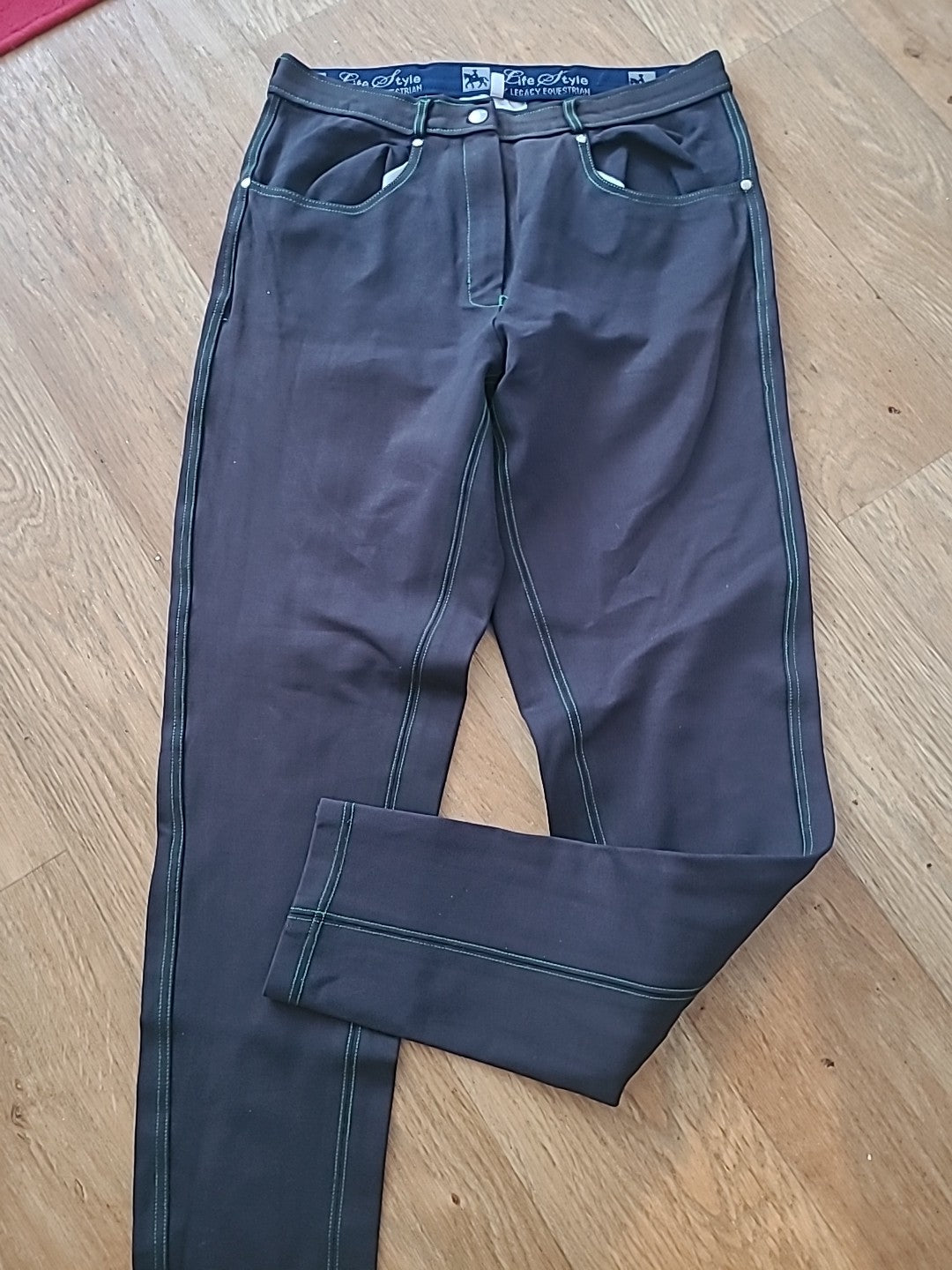 Ladies Life Style Equestrian Size 32" Grey Trousers/leggings