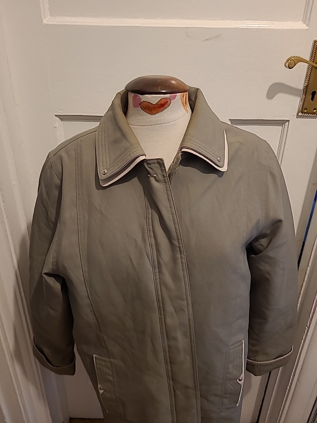 Ladies David Barry Size 16 Green Long Sleeved Lined Coat