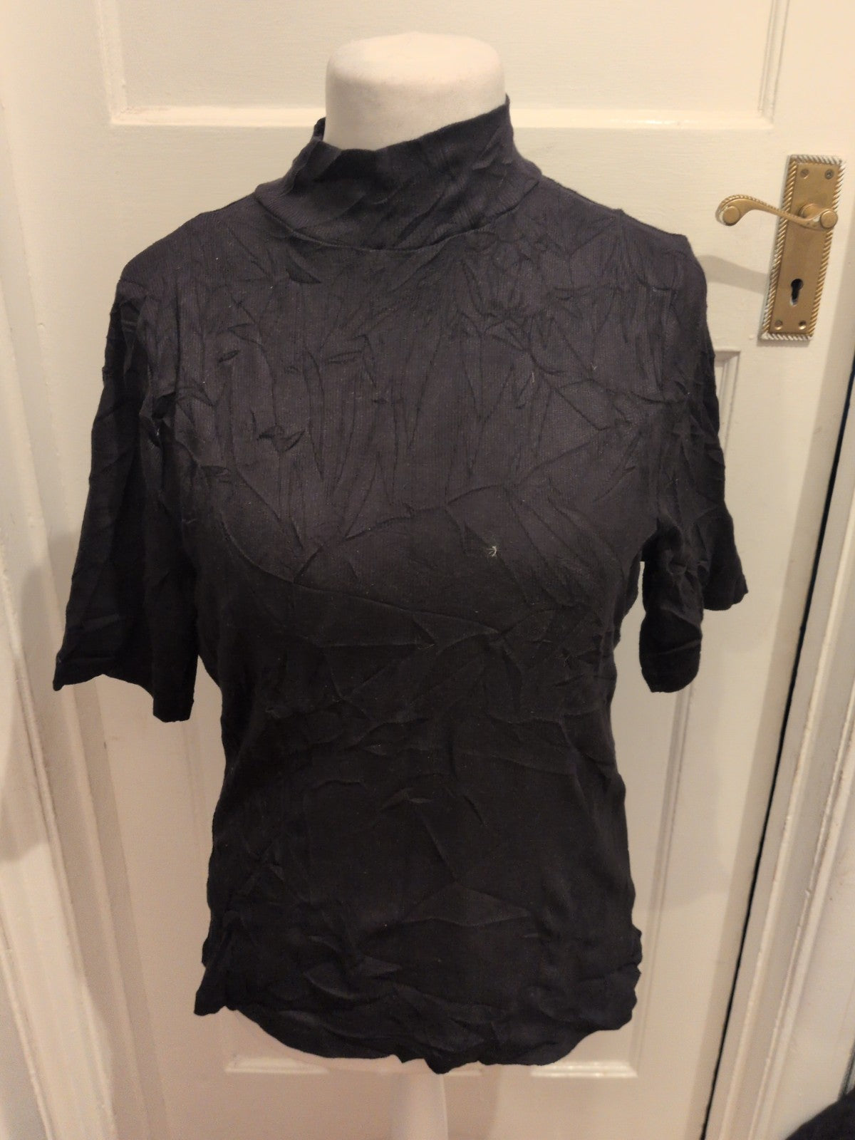 George 18 High Neck Half Sleeve Black T-shirt