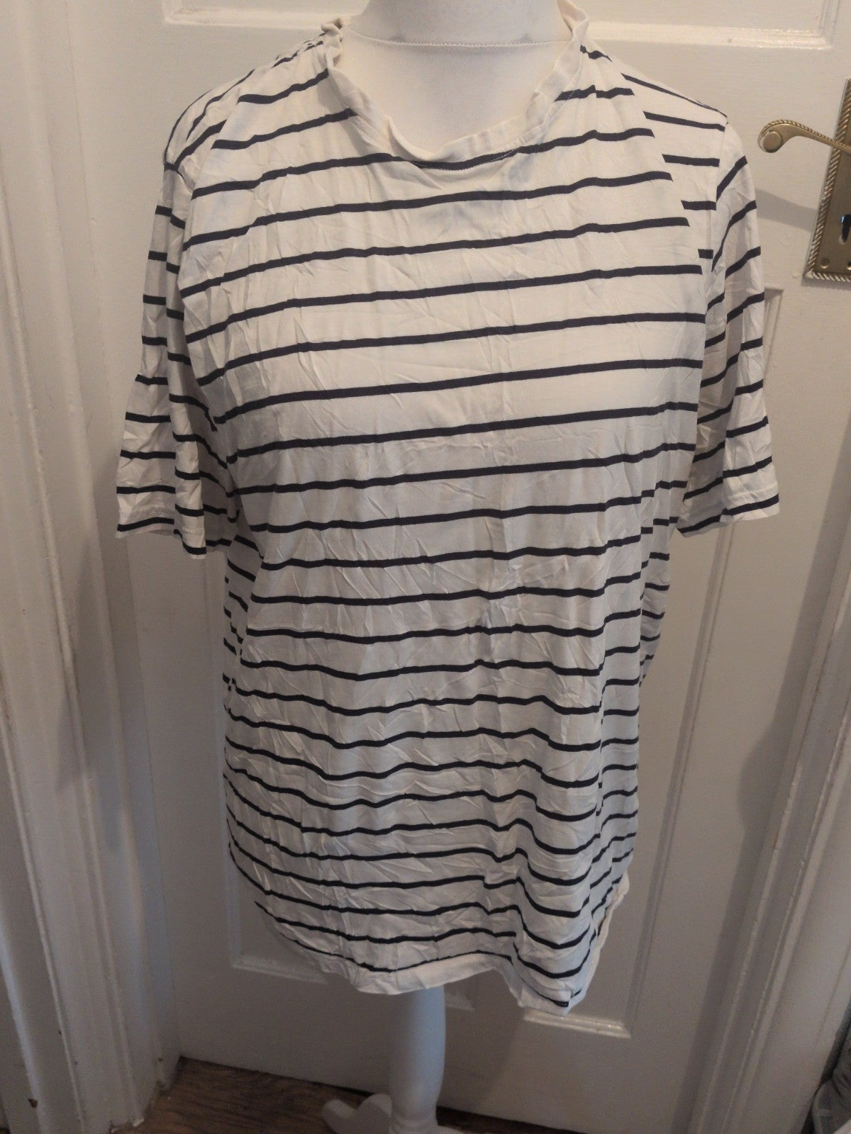 George XL White And Navy Striped Short Sleeve T-shirt