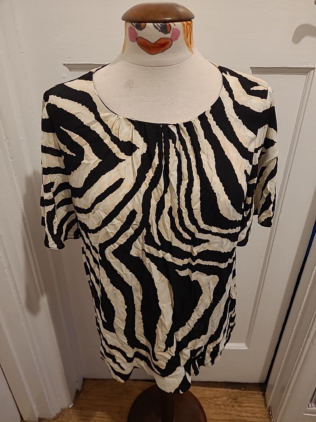 Ladies Roman Size 14 Black/Beige/Cream Short Sleeved Blouse