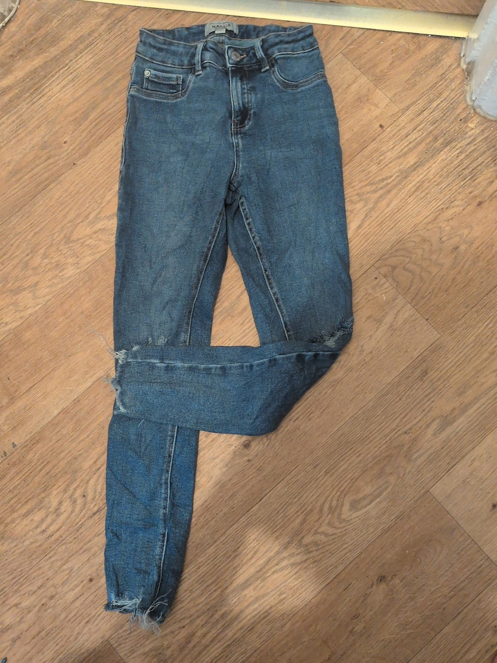 New Look 915 13 Years "Hallie" Ripped Jeans