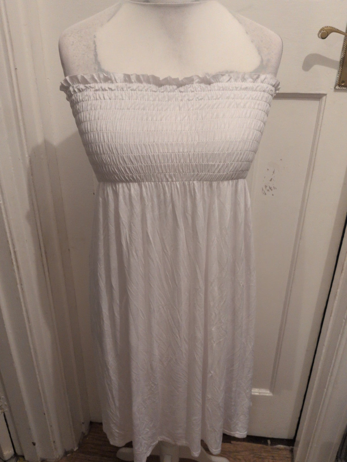 14 White Bubble hem Sleeveless Strapless Dress