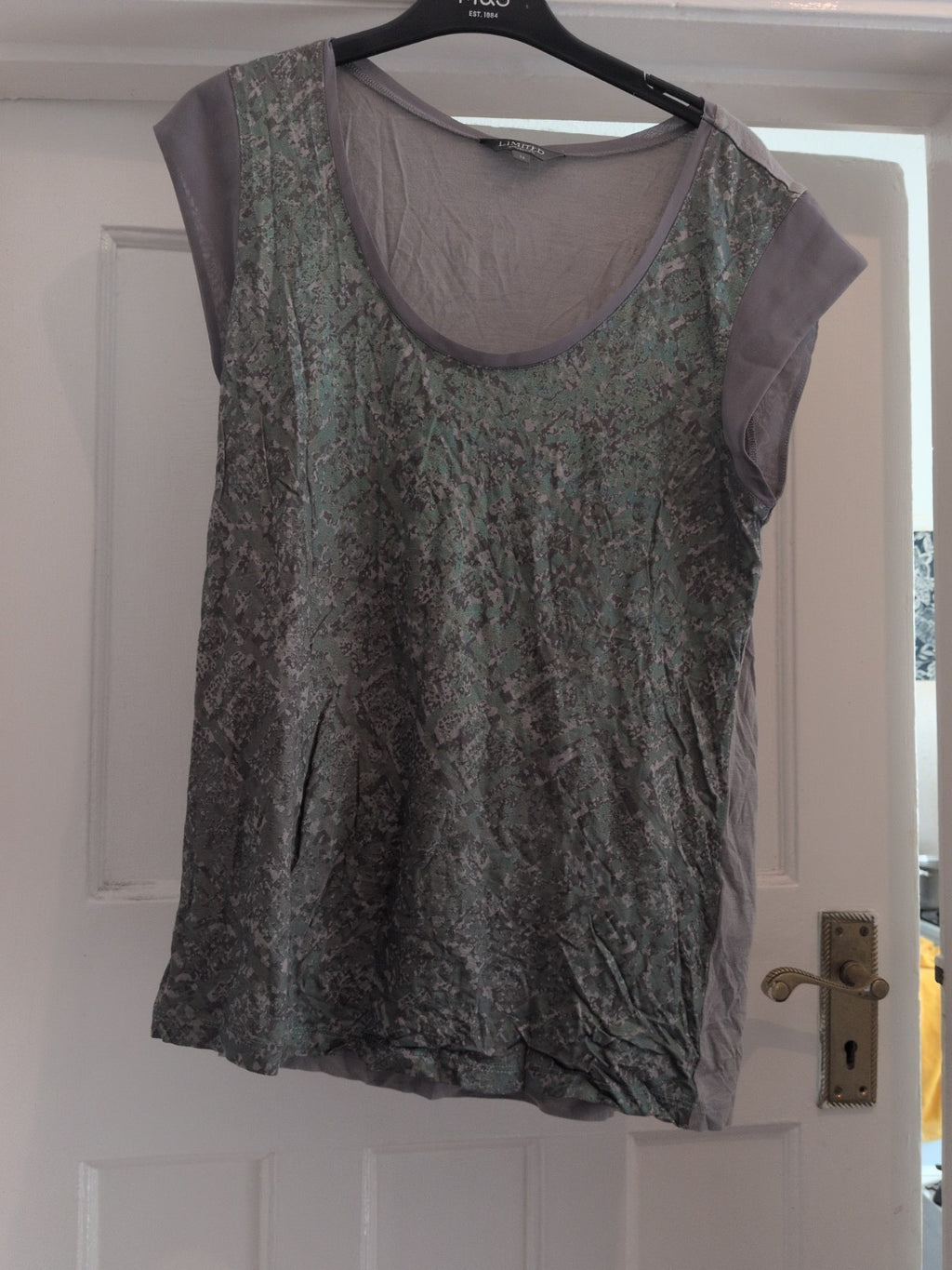Limited Collection 14 Grey And Green Sleeveless Blouse