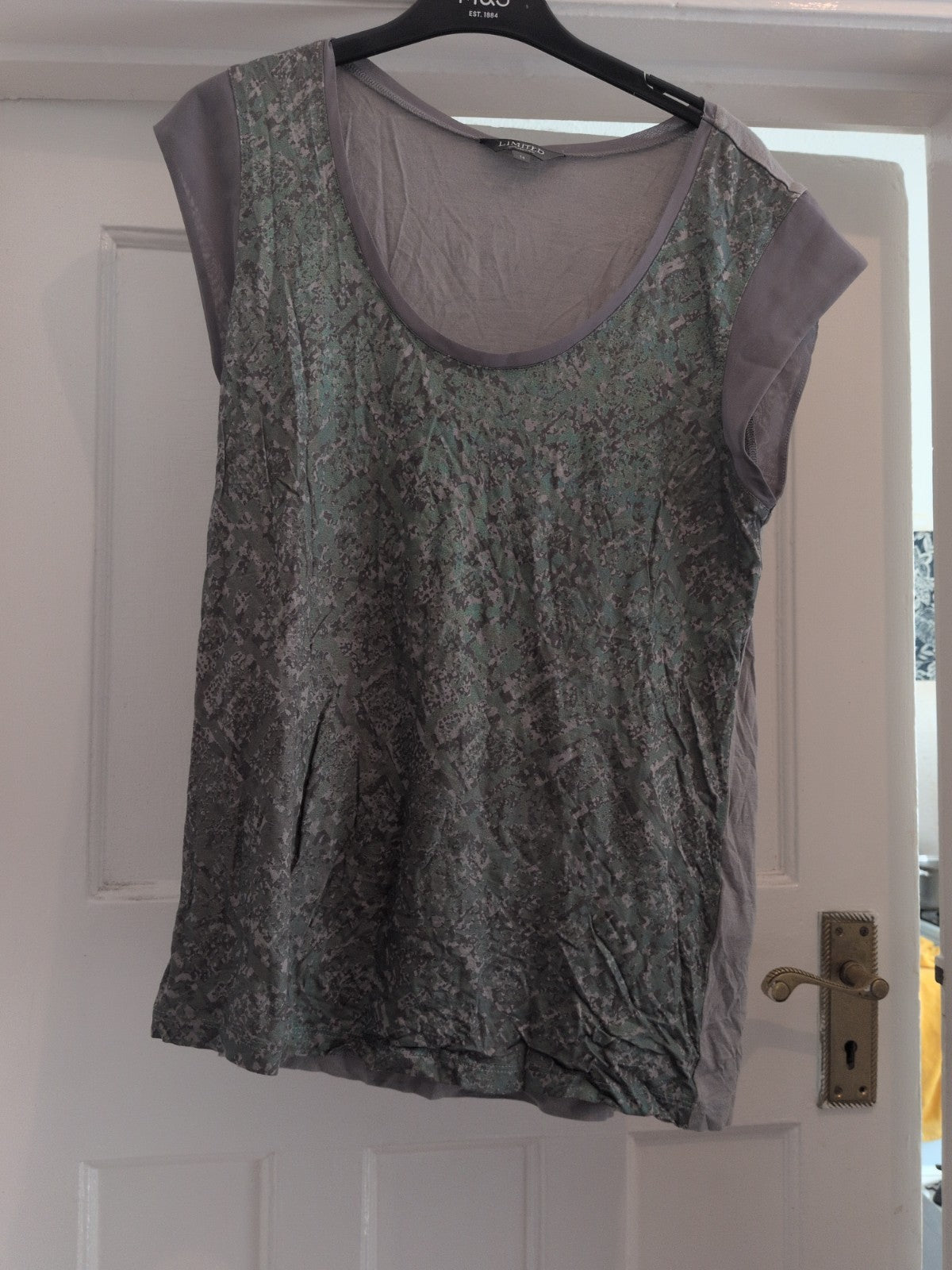 Limited Collection 14 Grey And Green Sleeveless Blouse