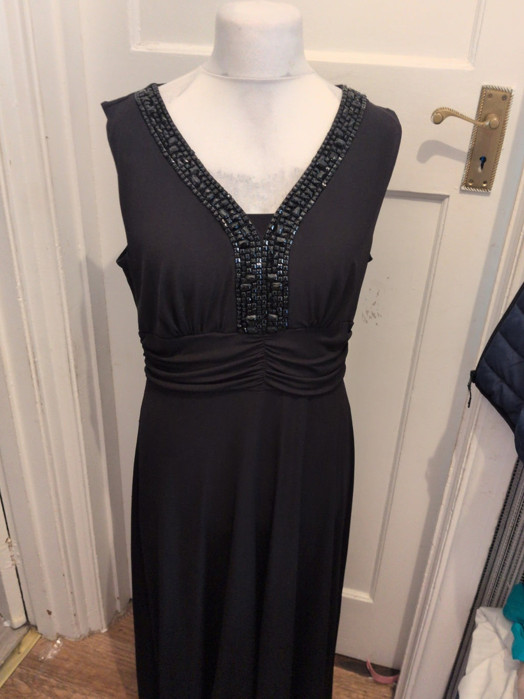 Precis 16 Black V Neck With Detail Sleeveless Long Length Dress