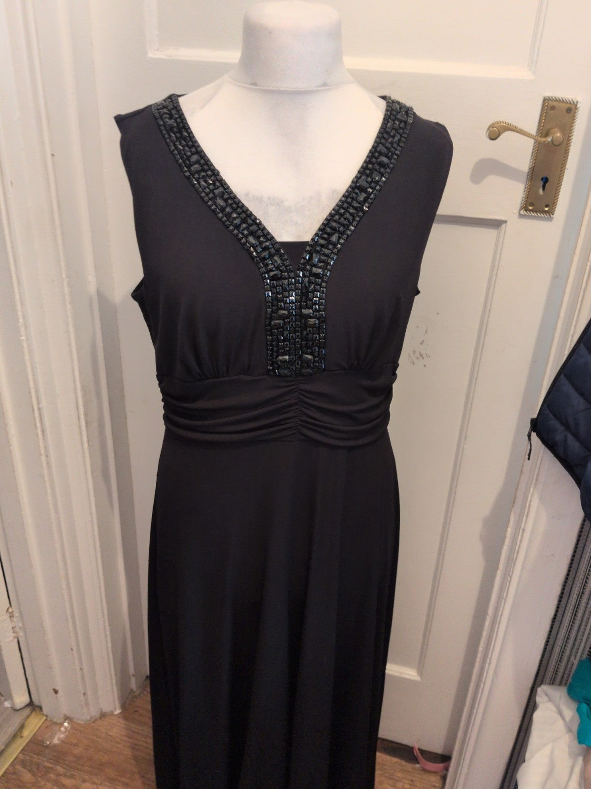Precis 16 Black V Neck With Detail Sleeveless Long Length Dress