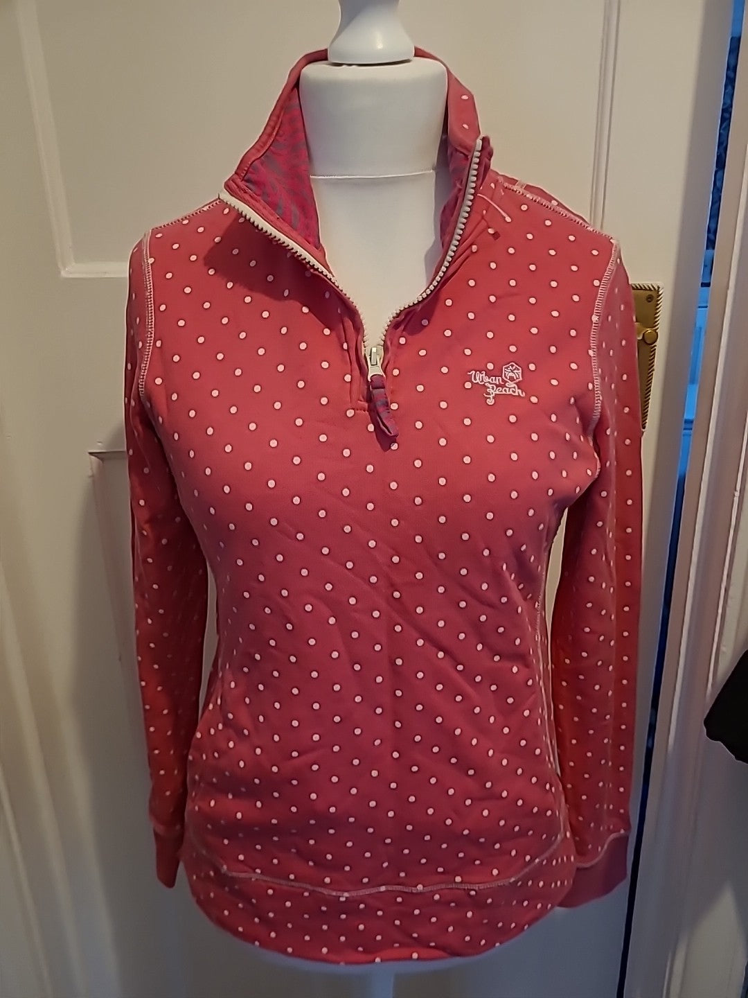 Ladies Urban Beach Size 10 Pink Polkadot Long Sleeved Jumper