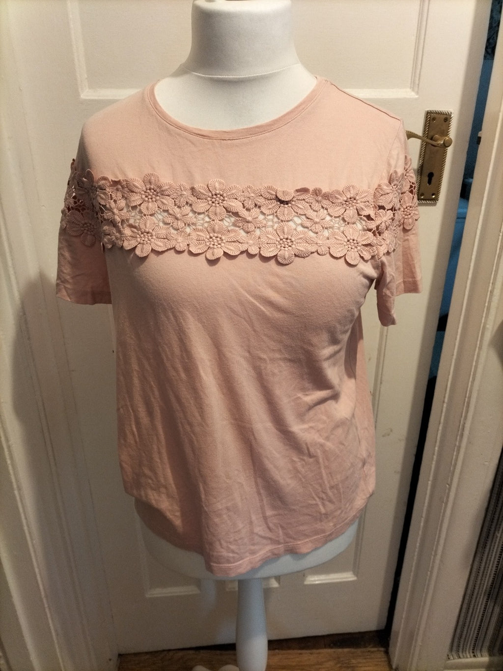 Ladies Size 12 Baby Pink Short Sleeved Lace Panel Top