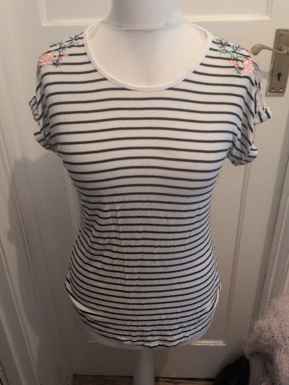 Peacocks 14 Striped Floral Embroidery Short Sleeve Blouse