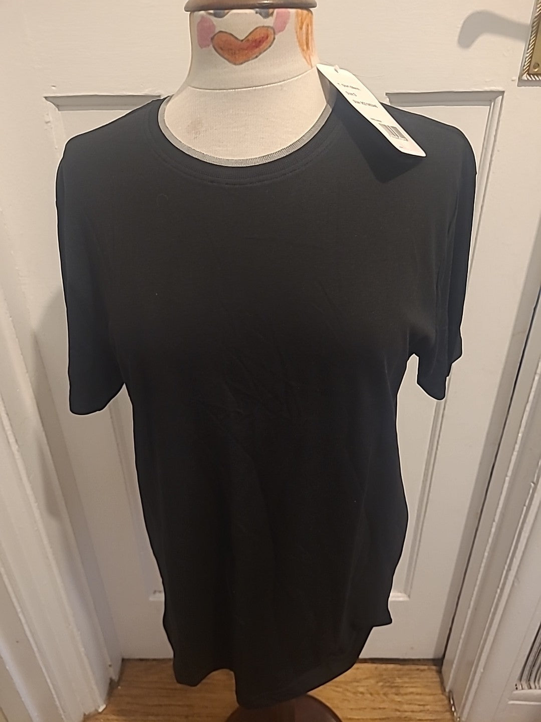 Brand New Mens Modis Size Small Black Short Sleeve T-shirt