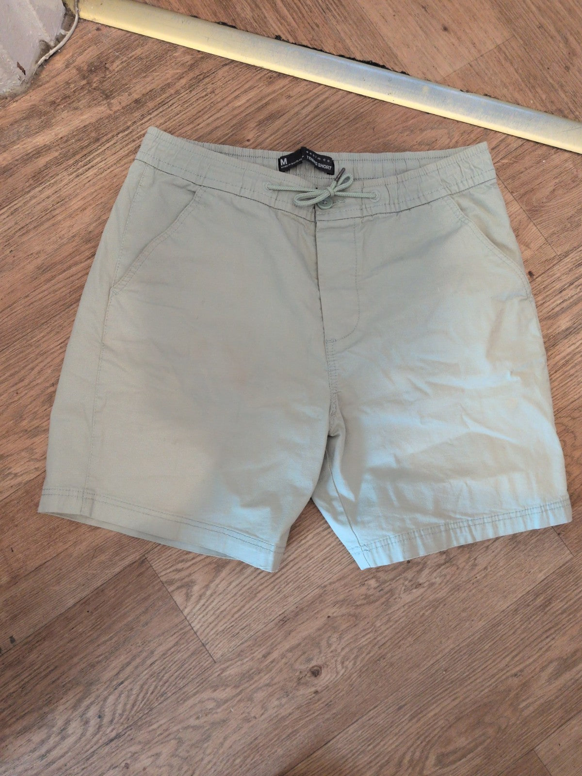 Mens Denim&Co Medium Pale Green Tennis Short Elasticated