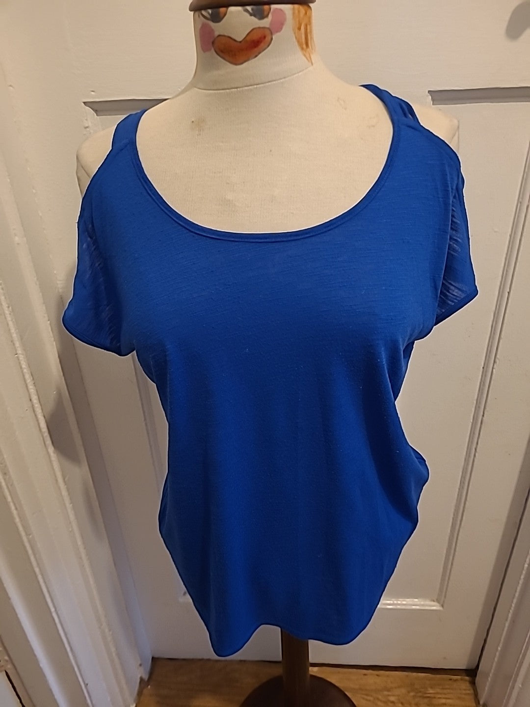 Ladies Papaya Size Medium Royal Blue Open Shoulder Short Sleeved Tshirt