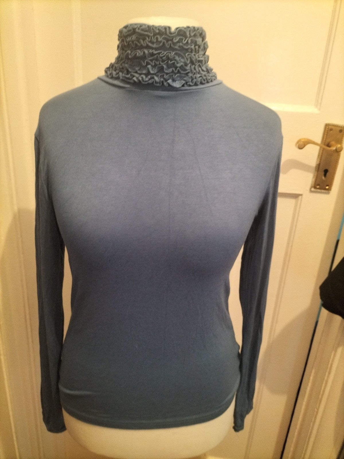 Ladies Sally Allen Size M/L Blue High Neck Long Sleeved Blouse