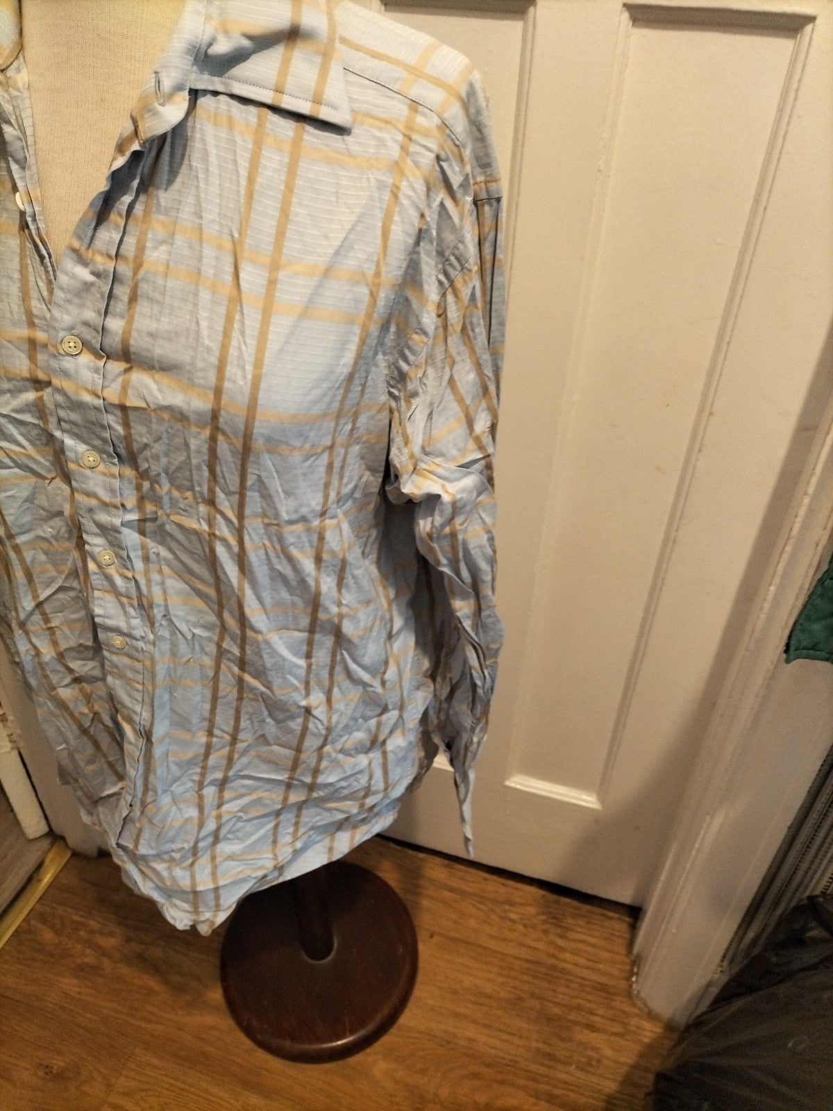Mens Trotter & Deane Size 16" Blue/Gold Long Sleeved Shirt