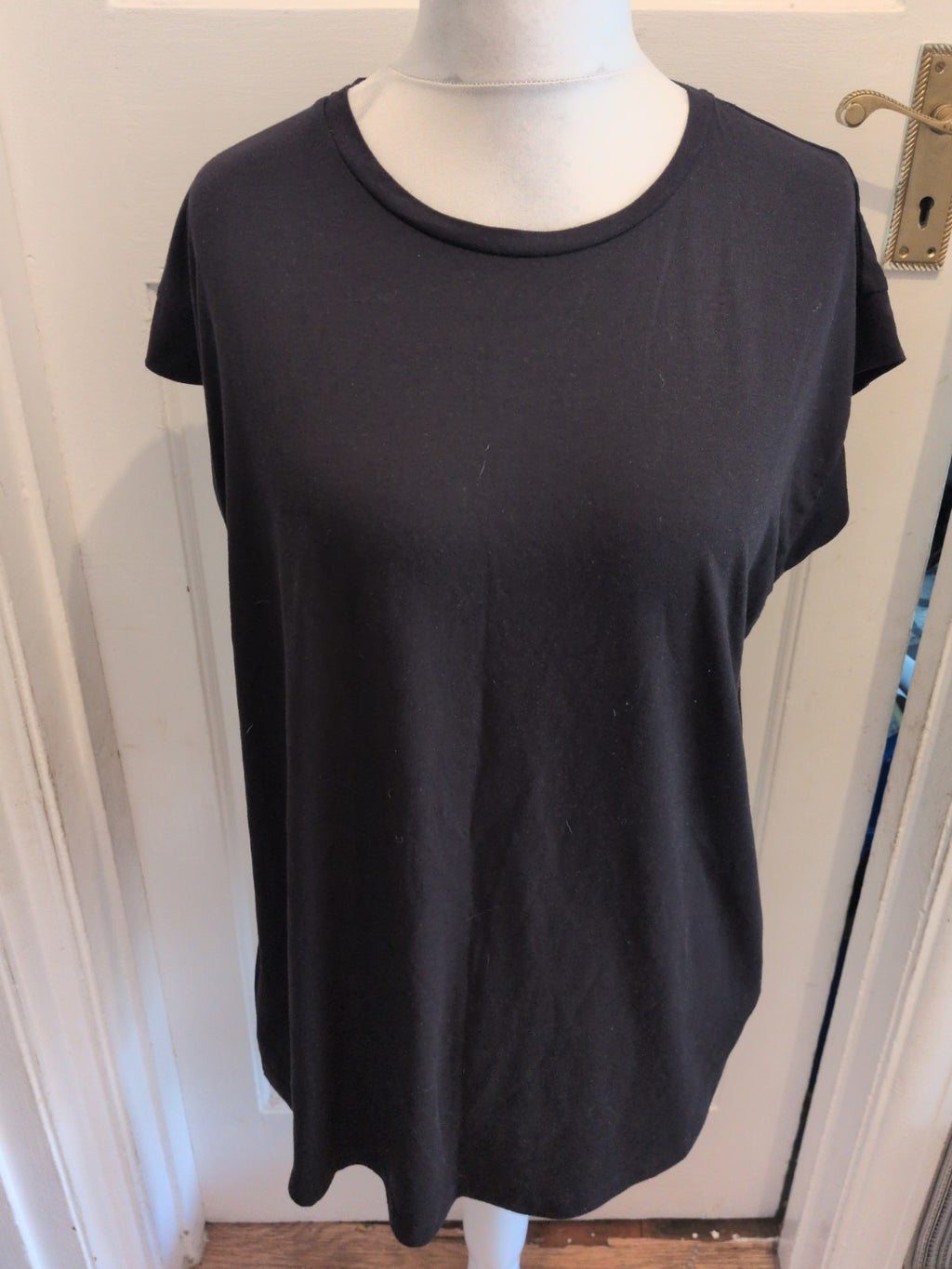 Ladies Primark Size Large Plain Black T-shirt