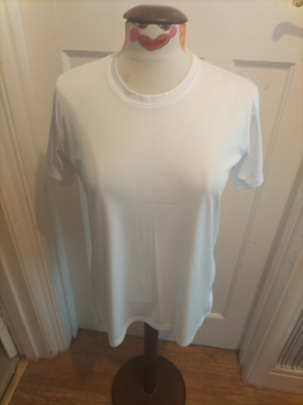 Ladies T.shirt Size Large Saxnet Limited
