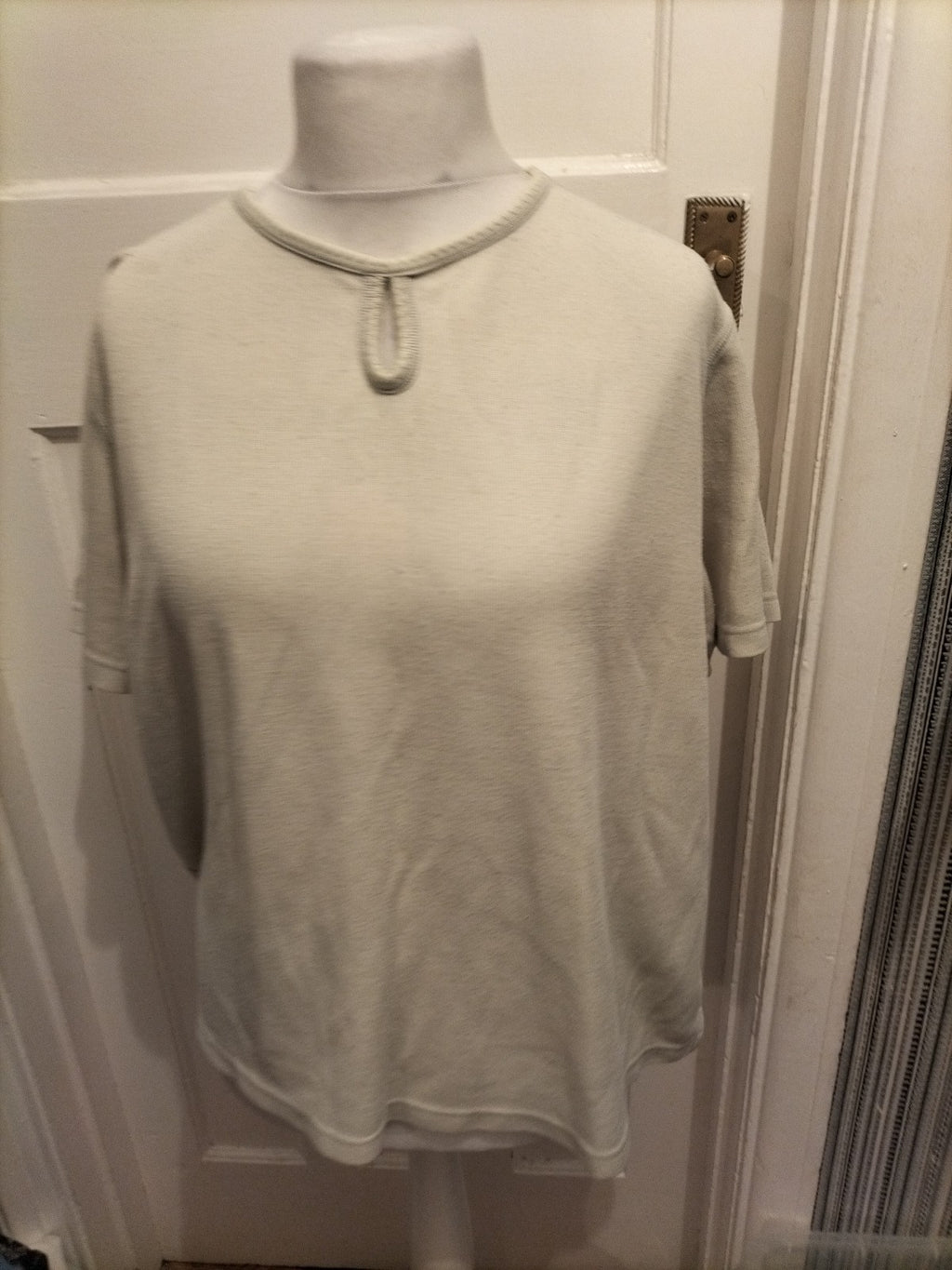 Ladies Bonmarche Size XL Pale Green Bobbling Short Sleeved Blouse