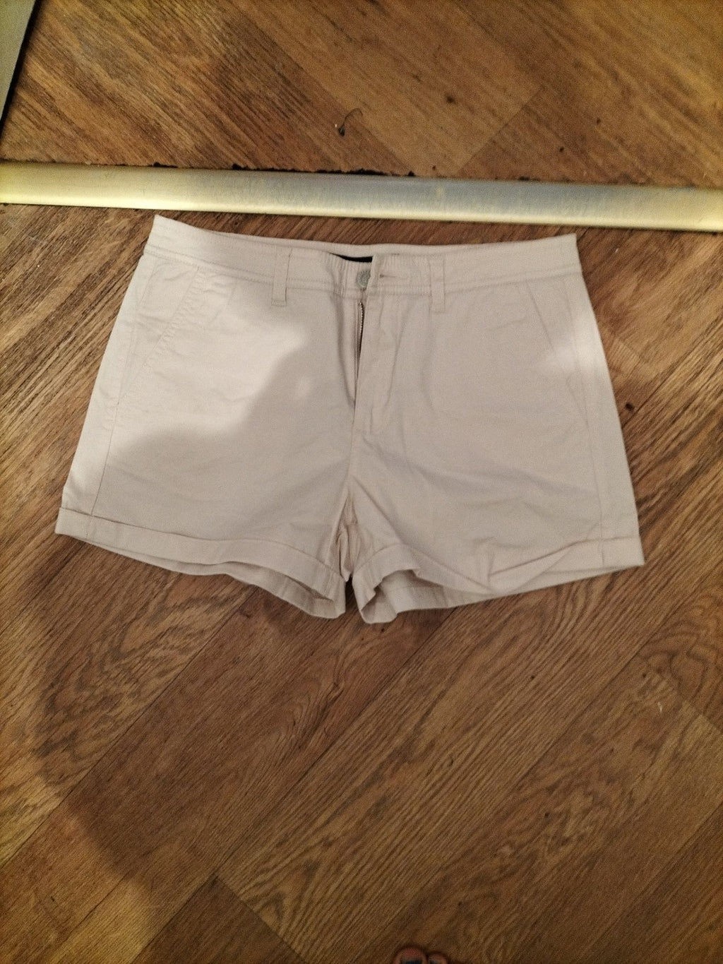 Ladies Mango Size Small Pale Pink Hot Pants