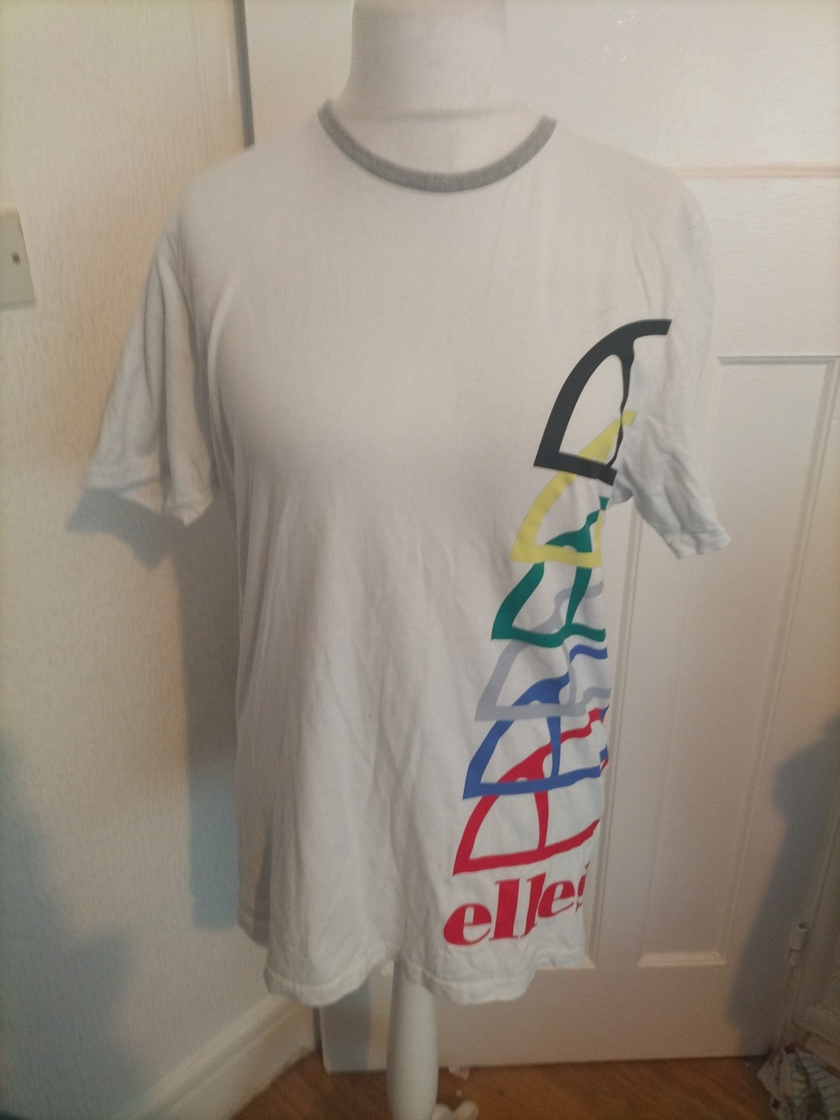 Mens Ellesse Size Large White Printed Short Sleeved Tshirt