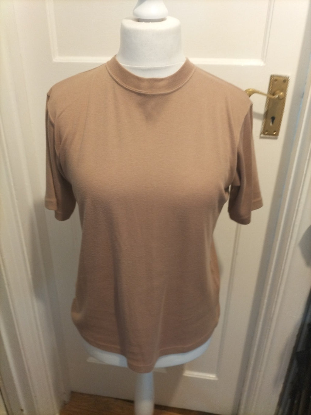 Ladies Bonmarche Size Small Brown Short Sleeved Lightweight Jumper