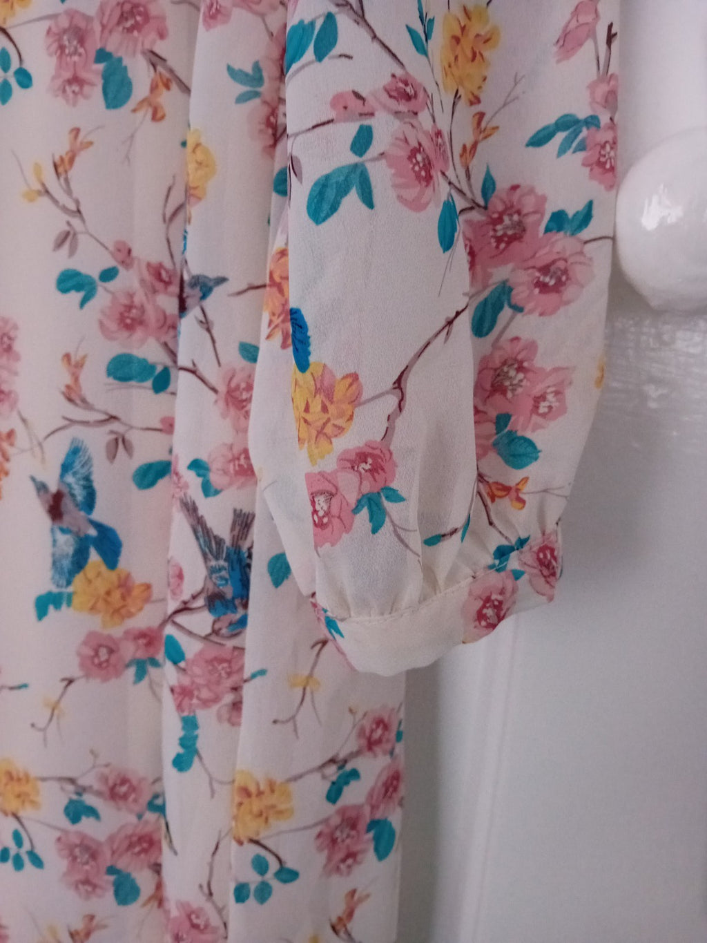 Ladies Short Floral Dress Atmosphere Size 16 Lined Long Chiffon Sleeves Free...